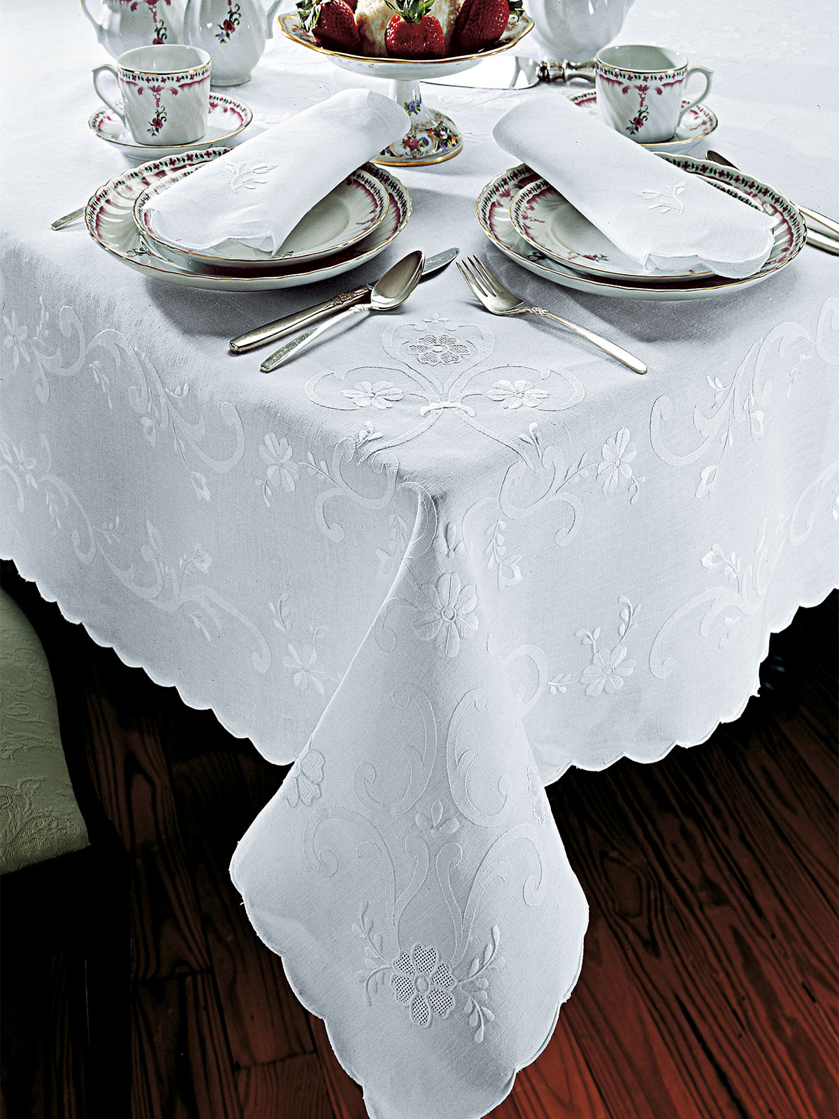 Tips For A Proper Table Setting Schweitzerlinen