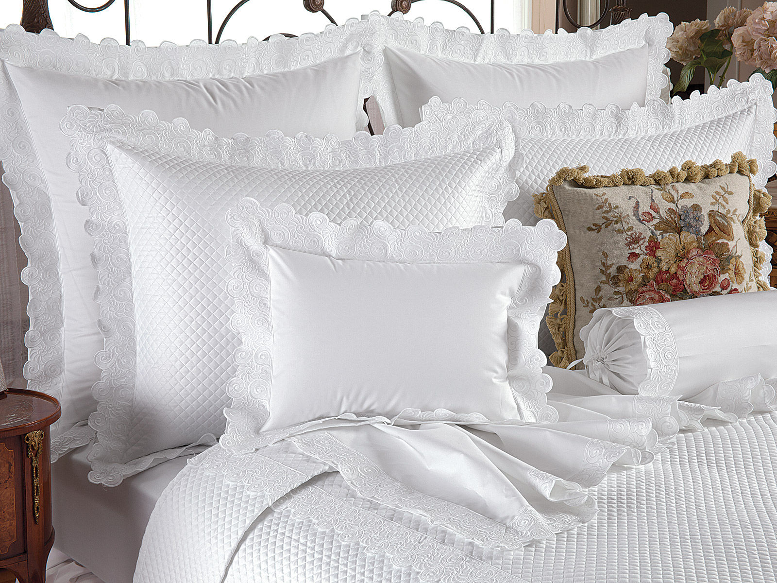  image of a Dover bed linens