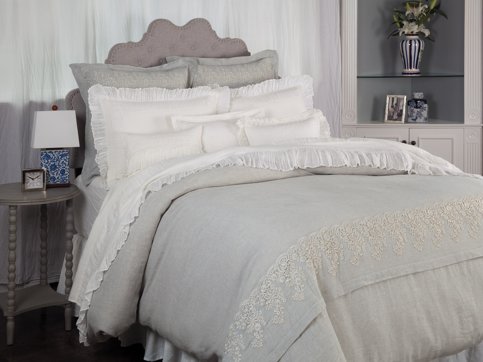 Image of Valenza Linen Collection