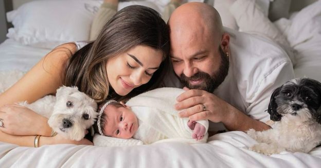 couple with a baby and 2 dogs