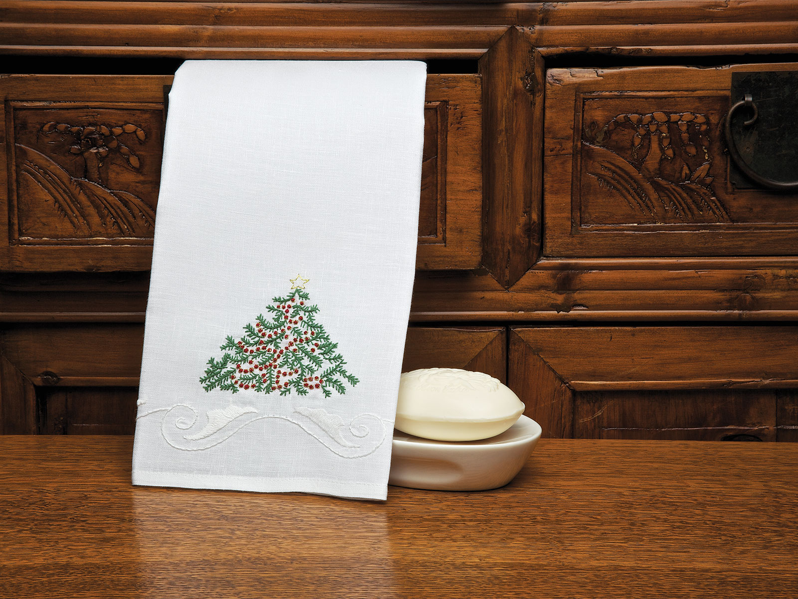 Image of Merry Merry Guest Towels