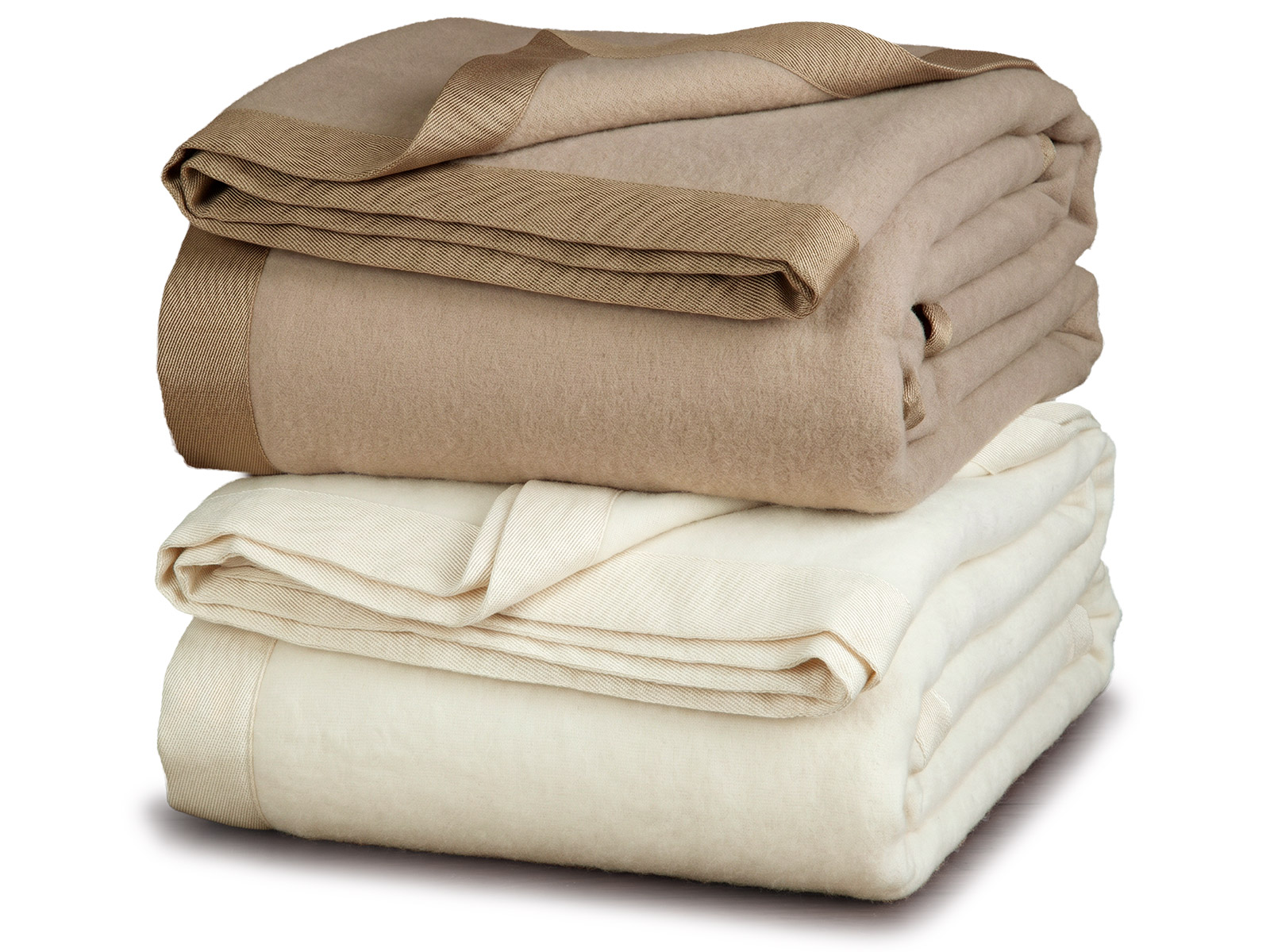 Image of luxury blankets crafted in soft, warm fabrics for elegant fall layering and comfort.