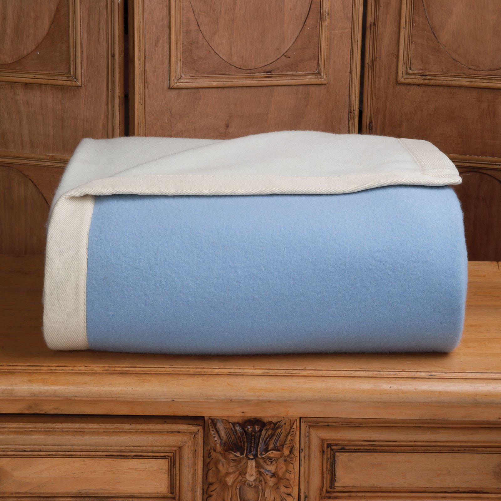 Kashmir Luxury Blankets Luxury Bedding Italian Bed Linens