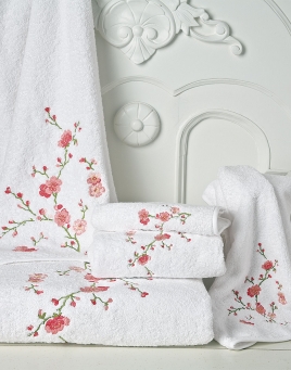 Very Cherry Bath Collection